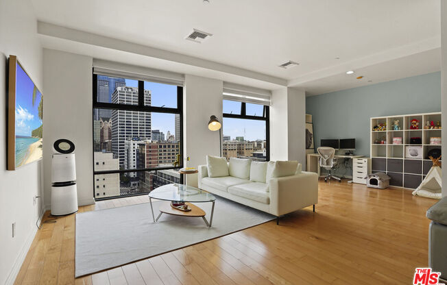 2 beds, 2 baths, 1,200 sqft, $3,800, Unit 1206