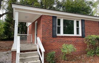 2 beds, 1 bath, $1,250, Unit 3934 Montgomery