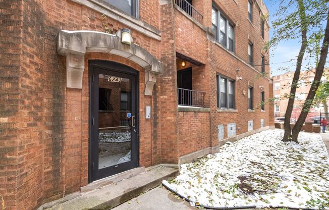 6235-45 S. Martin Luther King Dr.