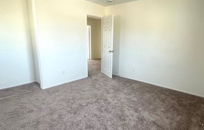 3 beds, 2.5 baths, $2,950