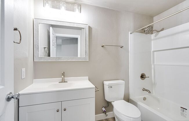 2 beds, 1 bath, 768 sqft, $1,249, Unit 2325-03