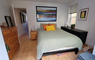 1124 N 4 ST