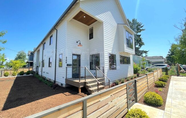 6506 SE 63 AVE