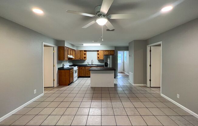 2 beds, 2 baths, $1,800