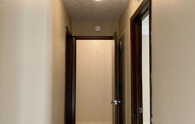 1 bed, 1 bath, 850 sqft, $950, Unit 3-321