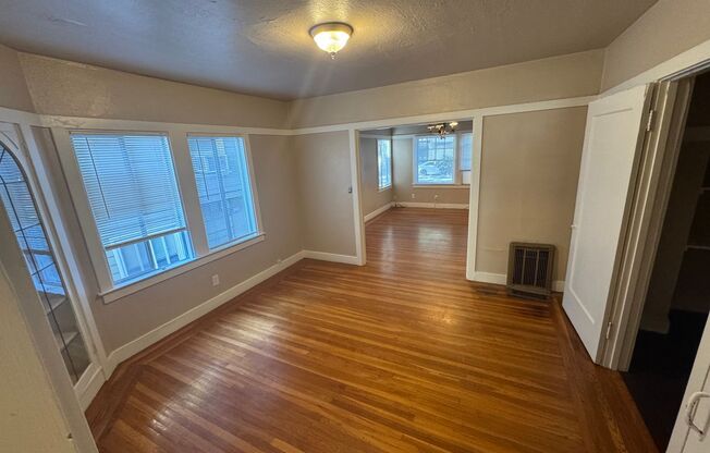 1 bed, 1 bath, $1,595, Unit 2125 #2