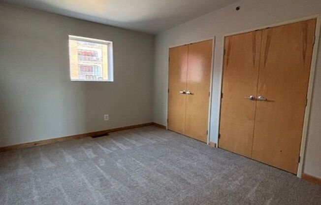 3 beds, 2 baths, 1,467 sqft, $2,500, Unit 637