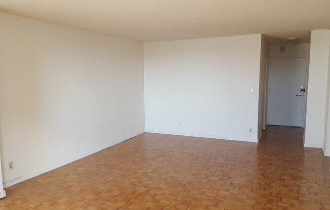 1 bed, 1 bath, 725 sqft, $2,750, Unit 902