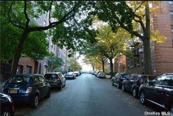 1 bed, 1 bath, 800 sqft, $2,200