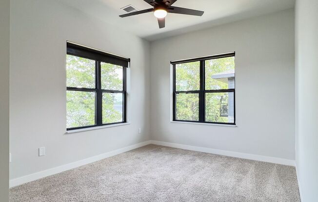 2 beds, 2 baths, 887 sqft, $2,235, Unit SC 1408-218