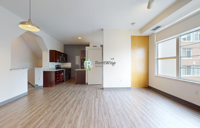 160 East Berkeley St. #519