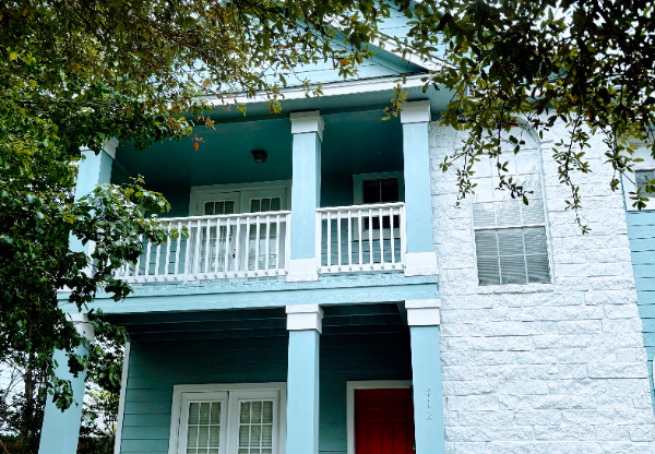 412 BRADFIELD DR