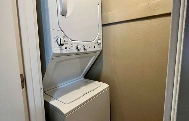 1 bed, 1 bath, 630 sqft, $850, Unit 2243304