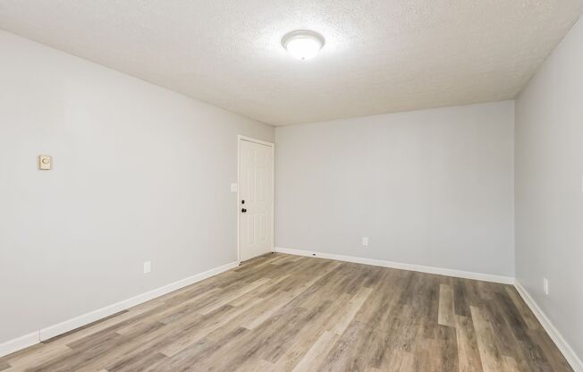 1 bed, 1 bath, 560 sqft, $795, Unit G48