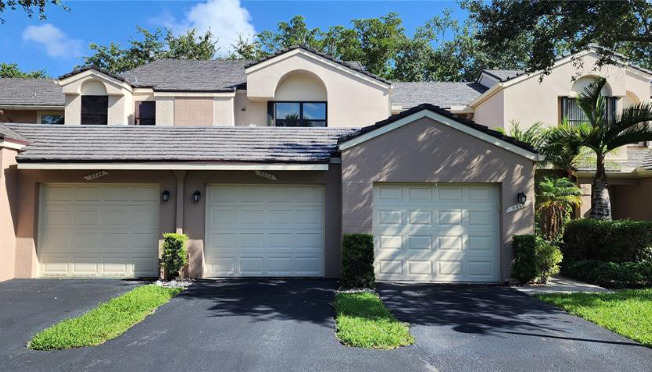 9862 NW 1 CT