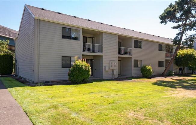 Woodview Village | Exterior