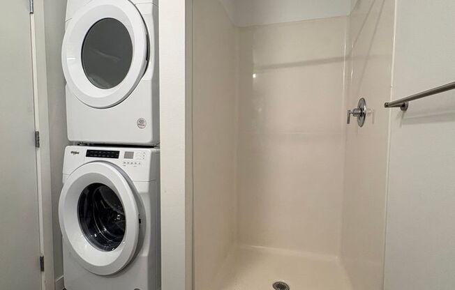 1 bed, 1 bath, 429 sqft, $1,695, Unit 204