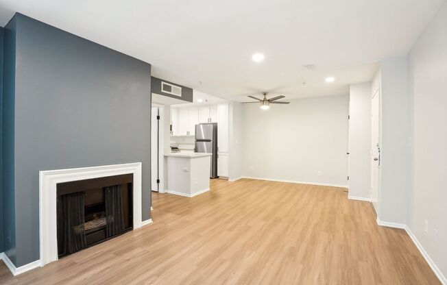 1 bed, 1 bath, 700 sqft, $1,748, Unit 214
