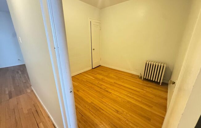 2700 N Laramie Ave / 5200 W Schubert Ave