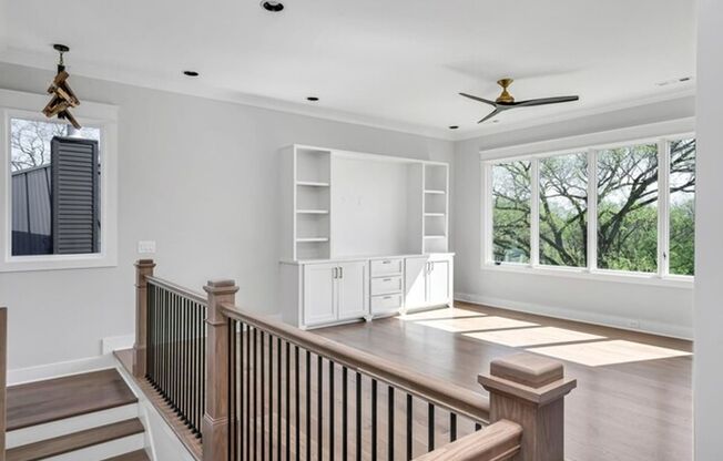 5 beds, 5 baths, $12,500