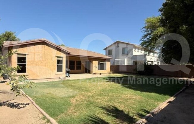 1341 S CAMELLIA CT