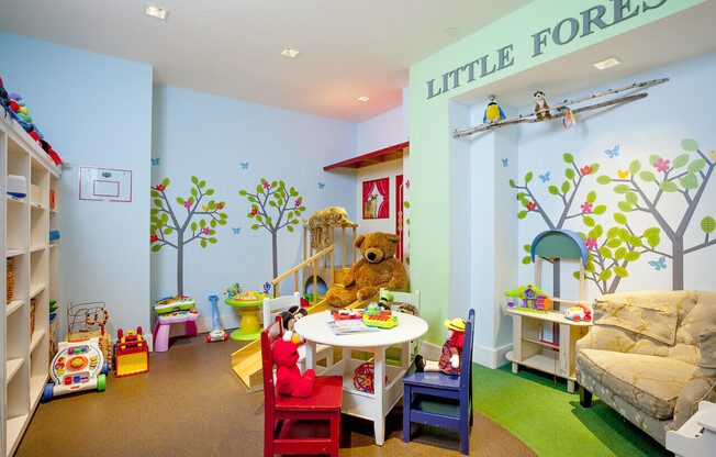 1 bed, 1 bath, $5,500, Unit PHA