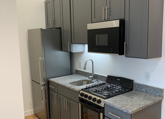 Studio, 1 bath, $1,650, Unit 502