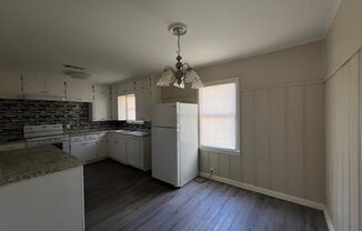 3 beds, 1 bath, $1,400