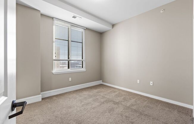 2 beds, 2 baths, 1,189 sqft, $1,560, Unit #603