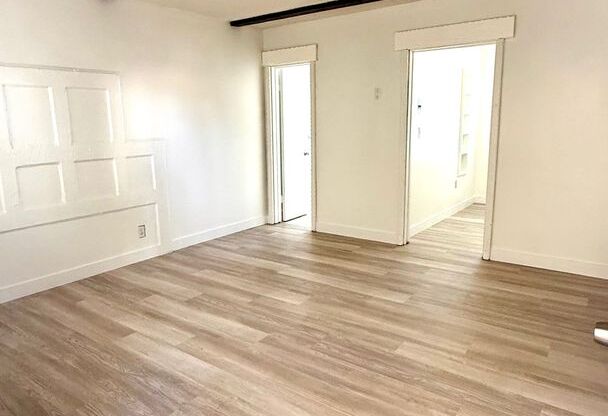 2021 W Olive Ave Burbank, CA 91506