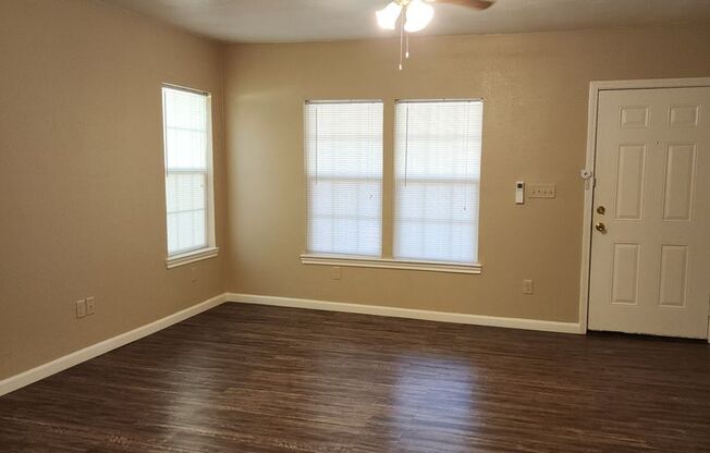 416-420 W. Woldert St.