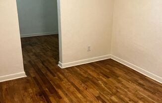 1 bed, 1 bath, $650