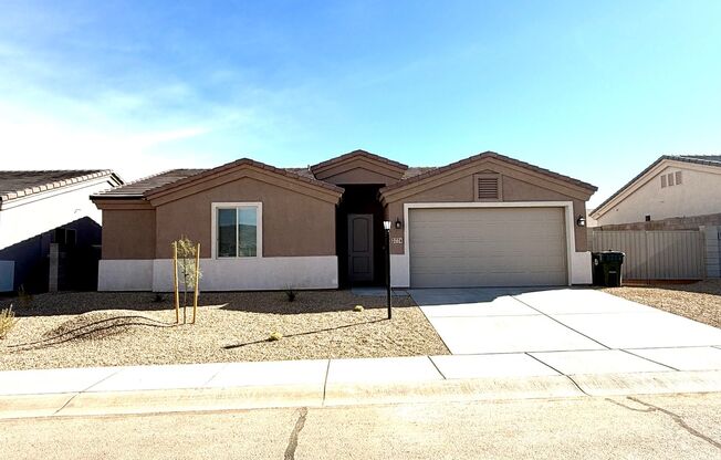 Beautiful 2024 Built 3 Bedroom Home in Legacy Ranch!