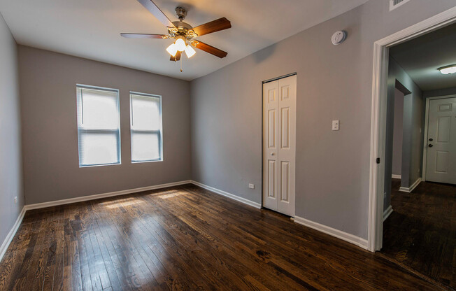 7525-33 S. Kingston Avenue