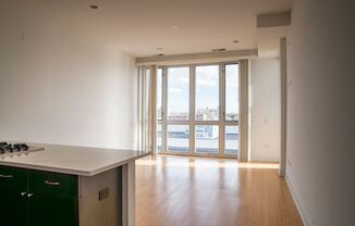 2 beds, 2 baths, 1,000 sqft, $2,225, Unit 4730-403