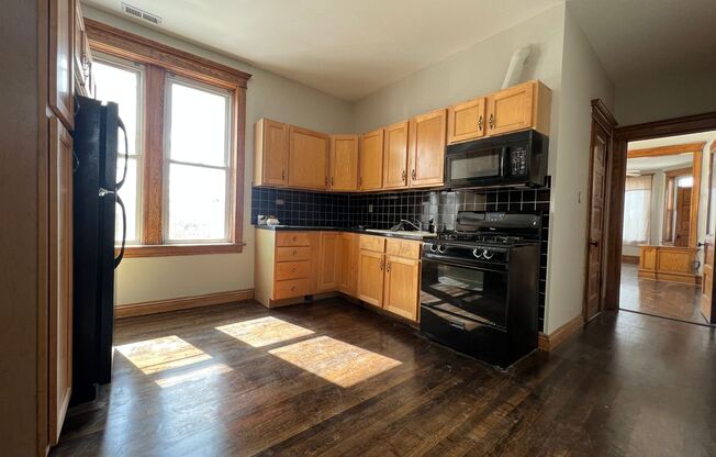 2615 S. Lawndale