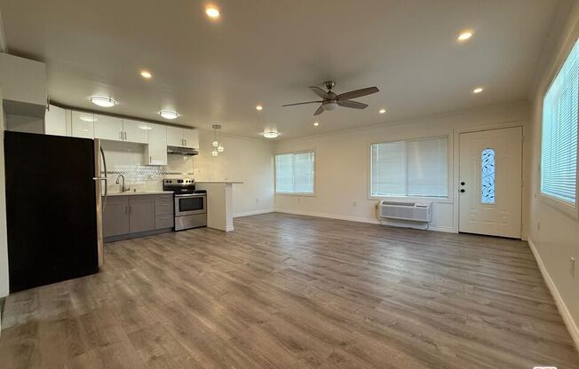 2 beds, 1 bath, 900 sqft, $2,495, Unit 1