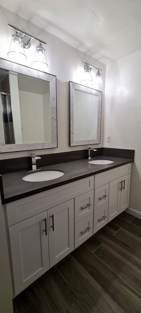 Newly Renovated 3 Bedroom Home in Orange
