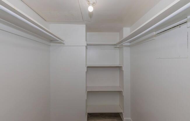 2 beds, 2 baths, 1,094 sqft, $1,236