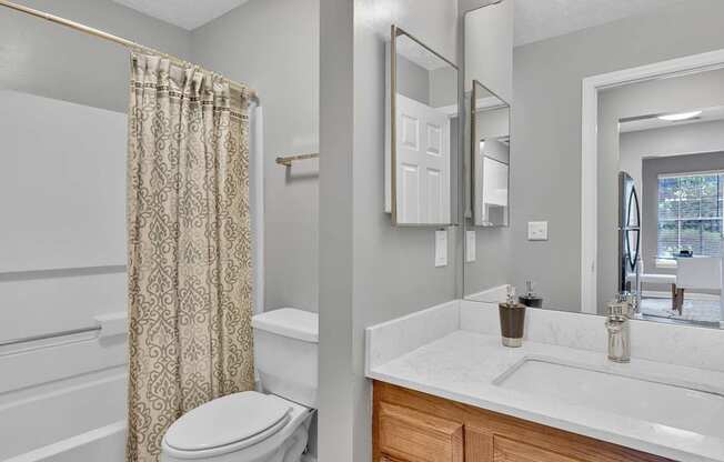 Luxurious Bathroom at Shillito Park Apartments, Lexington, KY, 40503