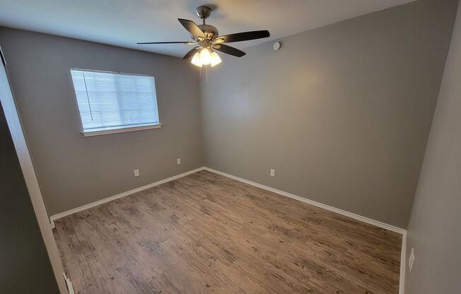 Sunshine Estates Newly Renovated Apartments