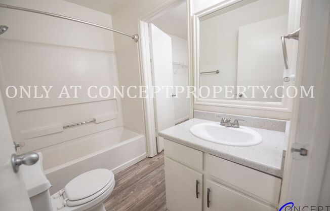 3 beds, 2 baths, 1,350 sqft, $1,650, Unit 4062 22