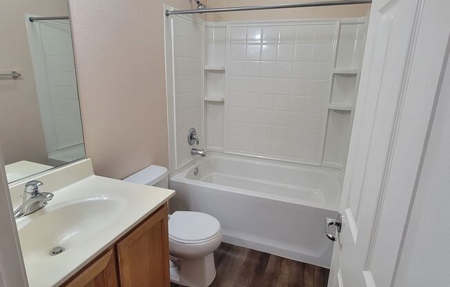 2 beds, 2.5 baths, $2,095, Unit #8101