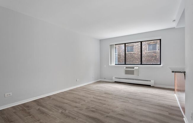 Studio, 1 bath, 340 sqft, $1,425, Unit 306