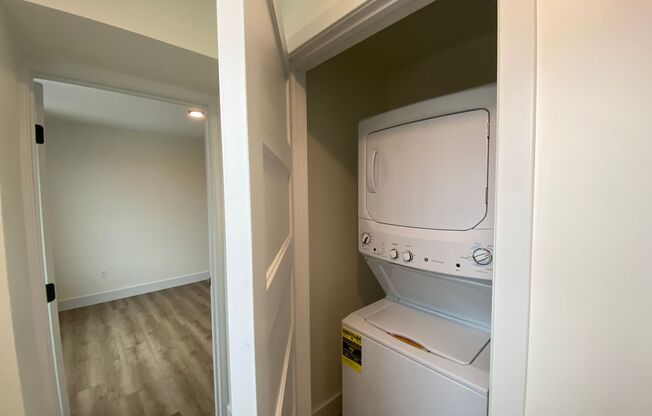 2 beds, 2 baths, 849 sqft, $3,166, Unit 421