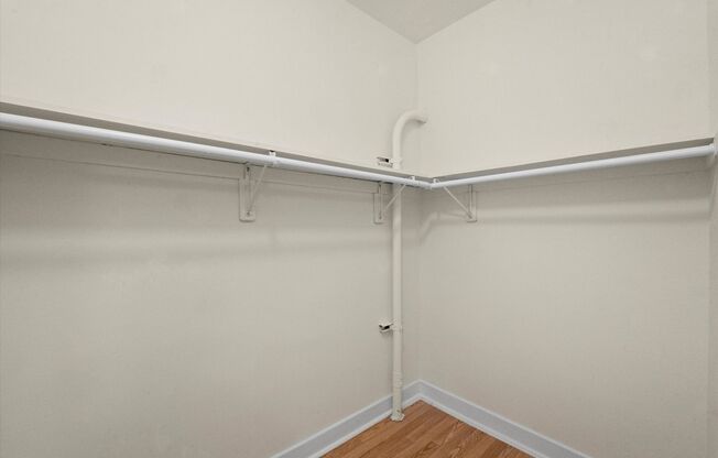 1 bed, 1 bath, 590 sqft, $1,650, Unit 207