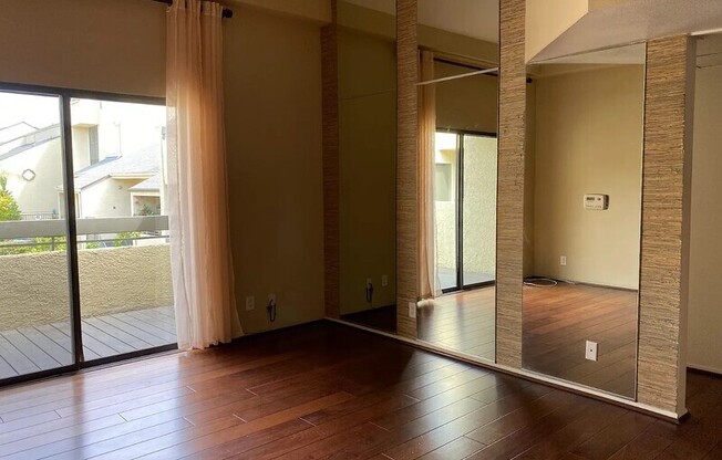 64 N Mar Vista Ave
