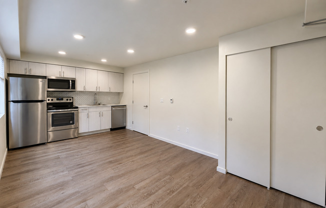 Studio, 1 bath, 180 sqft, $1,735, Unit 209-MFTE