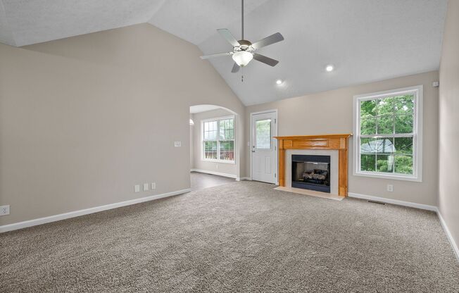 Welcome to 661 Fallbrook in Clarksville, TN!