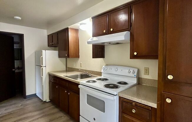1 bed, 1 bath, 510 sqft, $1,125, Unit 3833 24th Pl NE